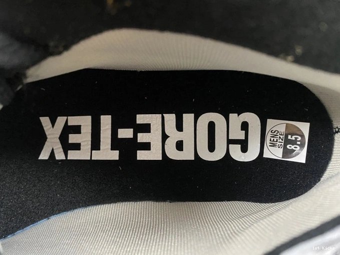 1st Kicks Element 1 DB2889-700 Jordan Gore-Tex High Light Curry 0809